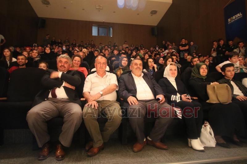 TEK DiŞi KALMIŞ TEKNOLOJİ TİYATRO OYUNU İLGİ GöRDü