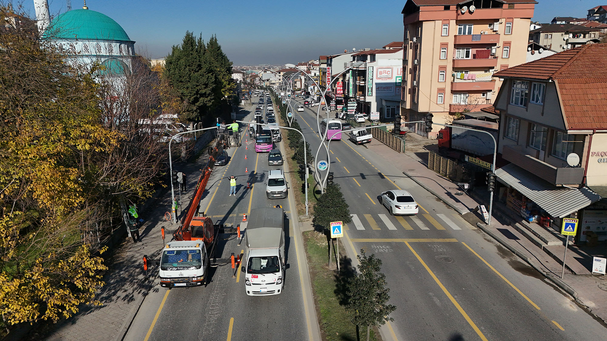 TEK yolunda  plastik ferforje önlemi