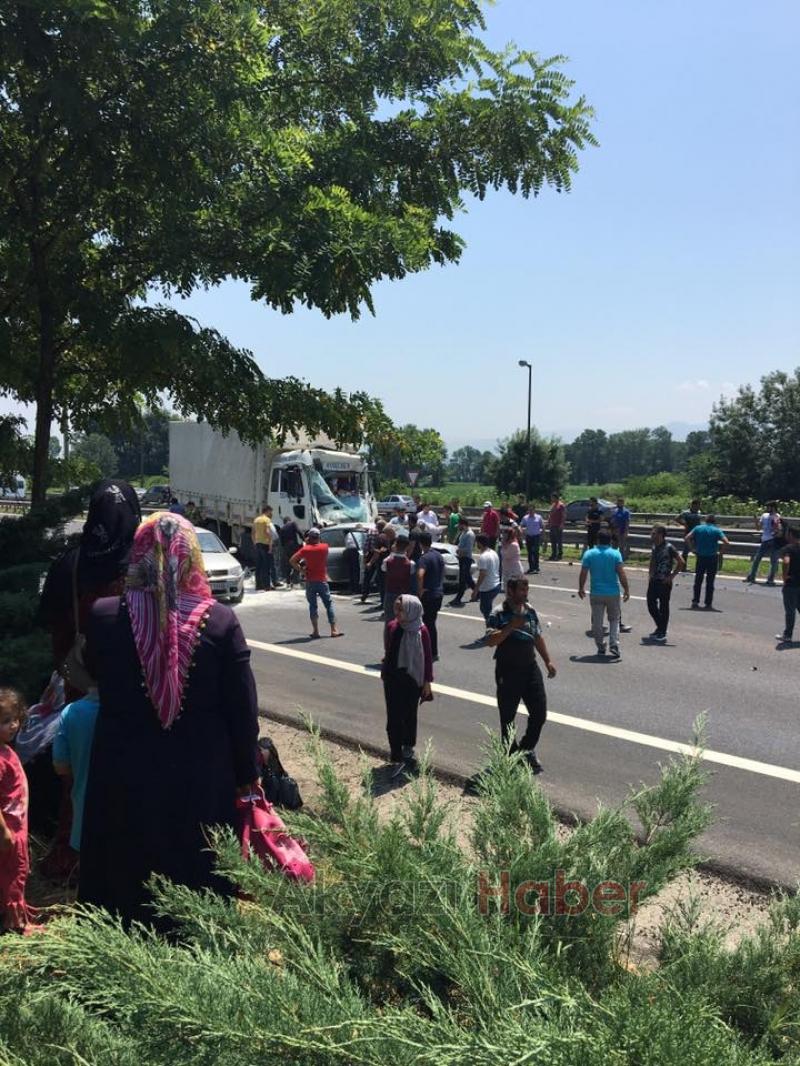 TEM de dehşet Çok sayıda araç birbirine girdi