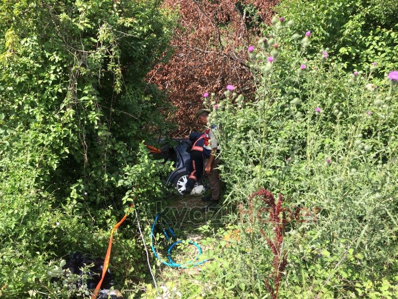 TEM'de feci kaza: 1 ölü, 2 yaralı