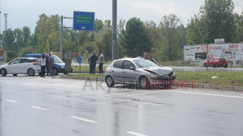 TEM kavşağında kaza