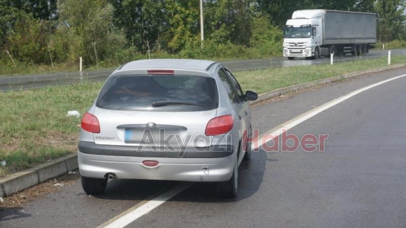 TEM kavşağında kaza