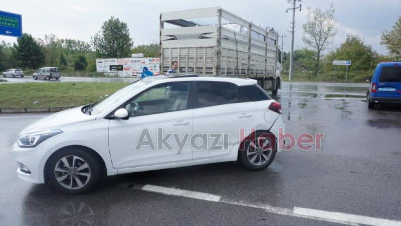 TEM kavşağında kaza