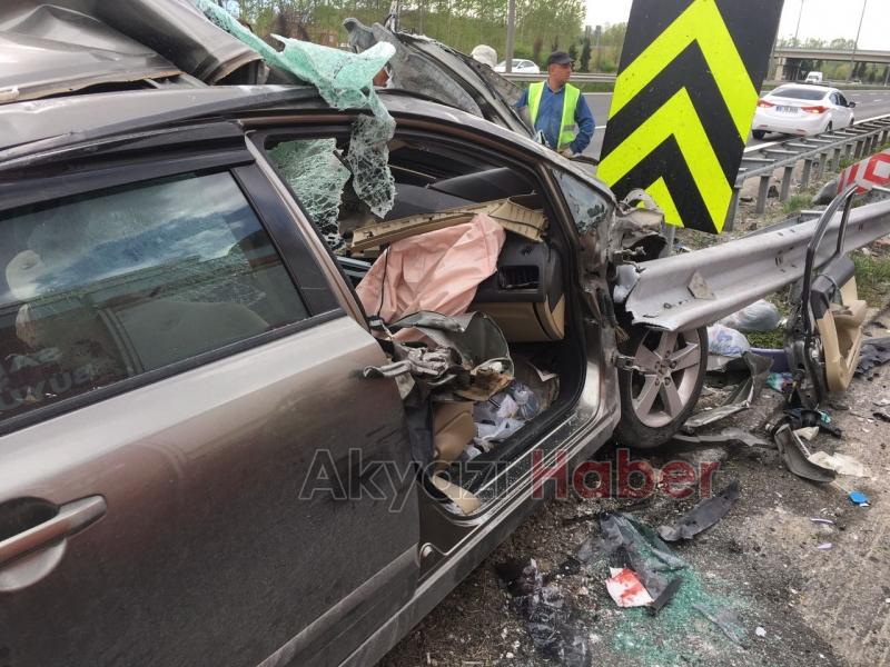 Tem Otoyolu Akyazı Gişeleri Sapağında Kaza