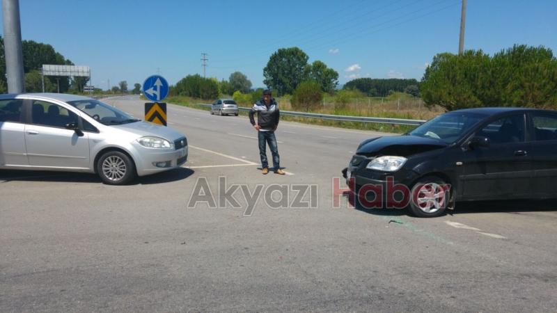 TEM Otoyolu Akyazı Gişelerinde Kaza 1 Yaralı