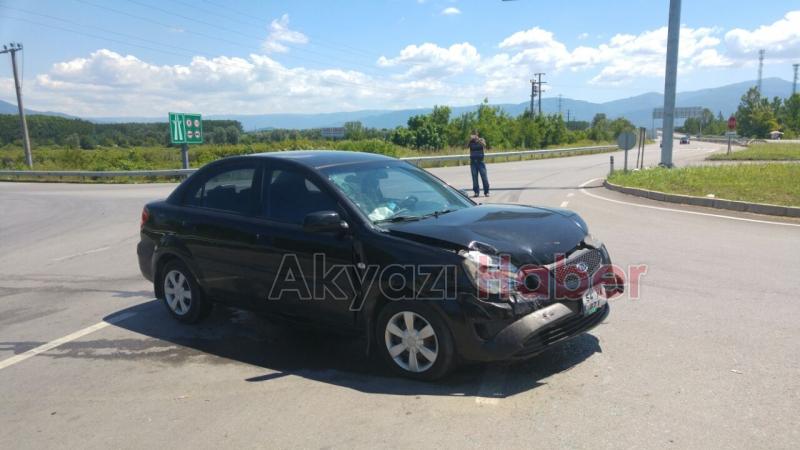 TEM Otoyolu Akyazı Gişelerinde Kaza 1 Yaralı