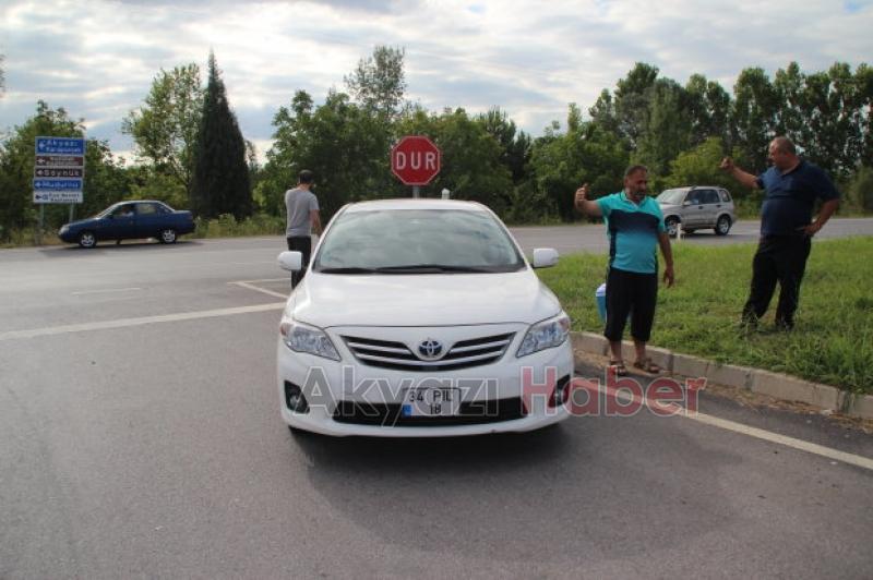 TEM Otoyolu Akyazı Gişelerinde Trafik Kazası 4 Yaralı
