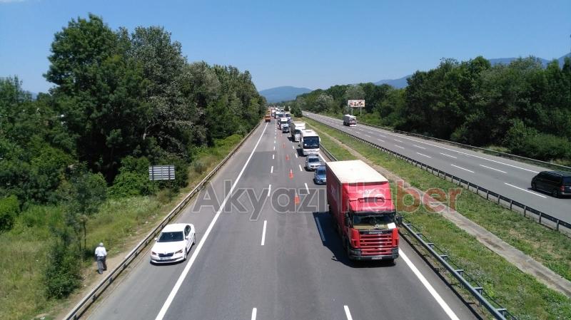 Tem Otoyolu'nda Feci Kaza