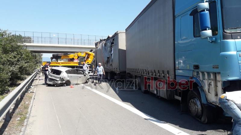 Tem Otoyolu'nda Feci Kaza