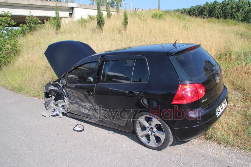 Tem Otoyolu Yan Yolunda Trafik Kazası