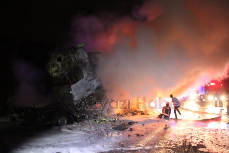 TEM OTOYOLUNDA KAZA 2 ölü