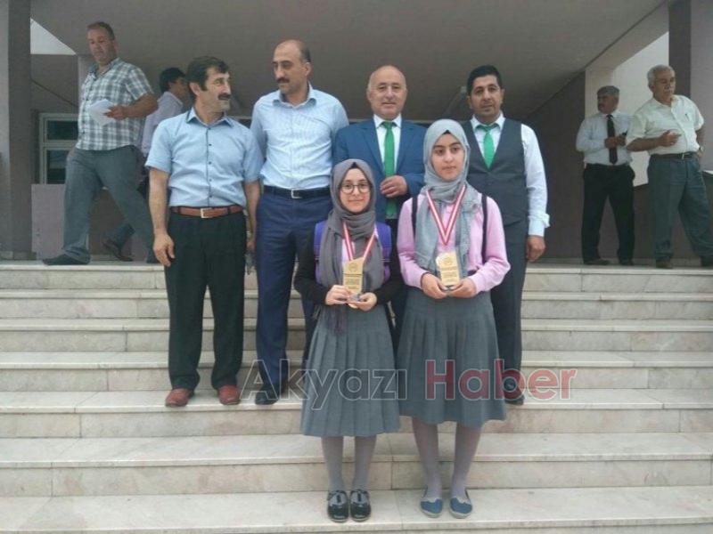 TEOG BİRİNCİLERİ ÖDÜLLENDİRİLDİ