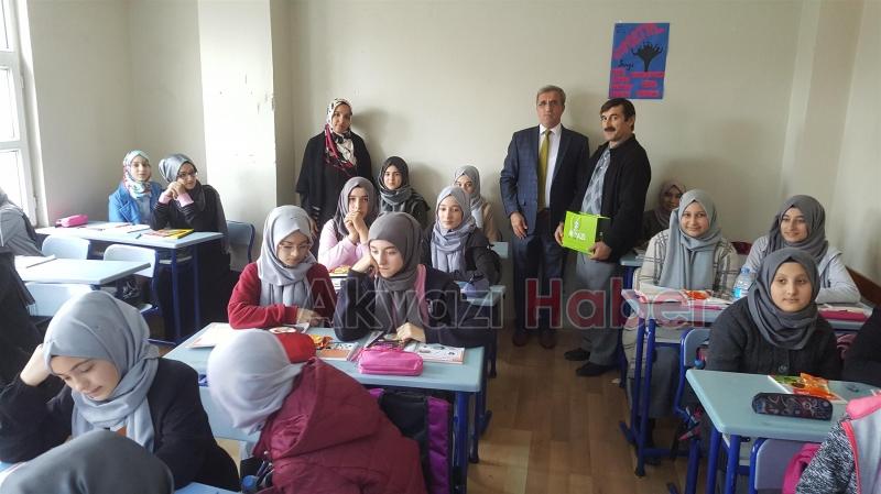 TEOG SINAVINA GİRECEK ÖĞRENCİLERE BAŞKANDAN ZİYARET