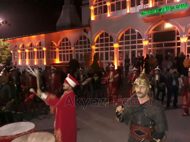 Teravih Sonrası Mehter Büyük İlgi Gördü