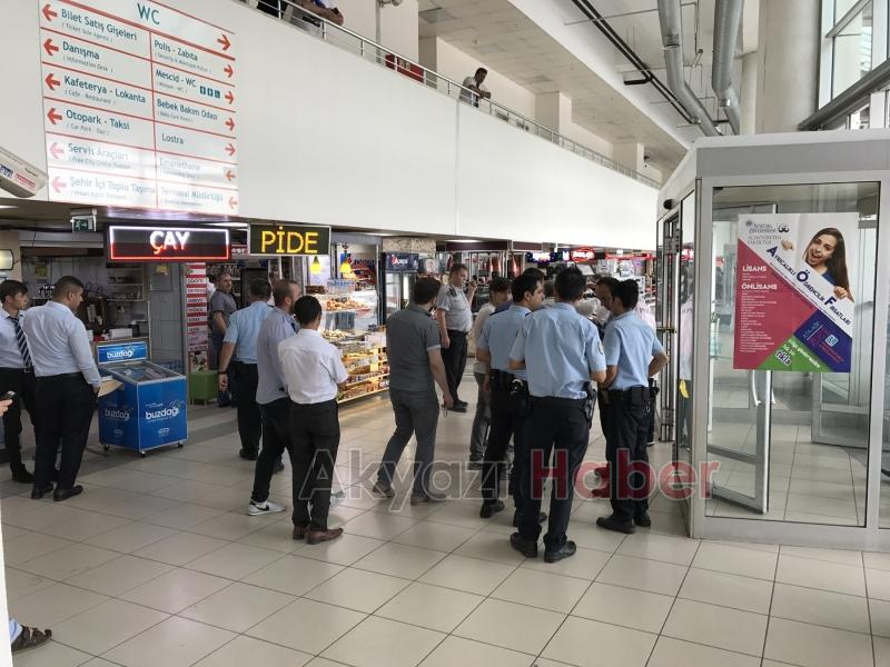 Terminalde kan aktı Müşterisini vurdu