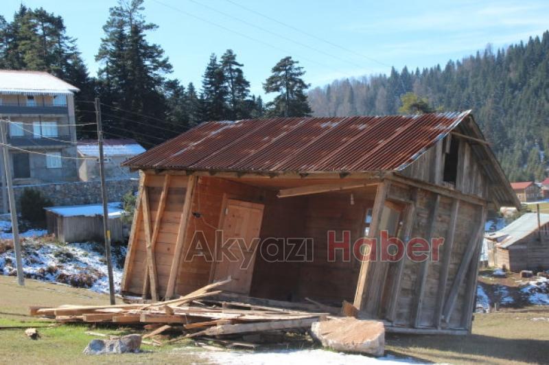 Tespit Edilen Yayla Evlerinin Yıkımına Başlandı
