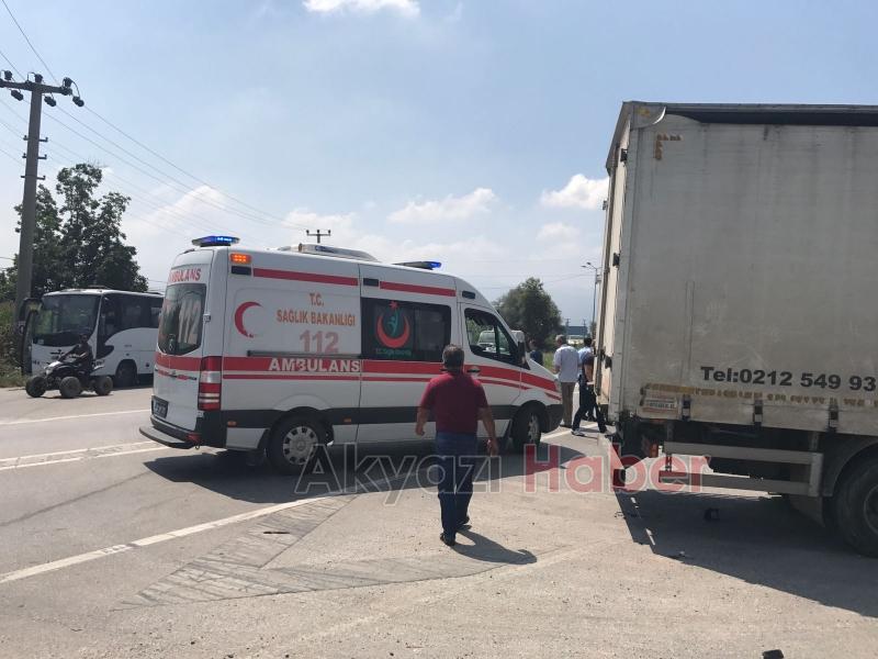 Tır Motosikleti Altına Aldı 1 yaralı