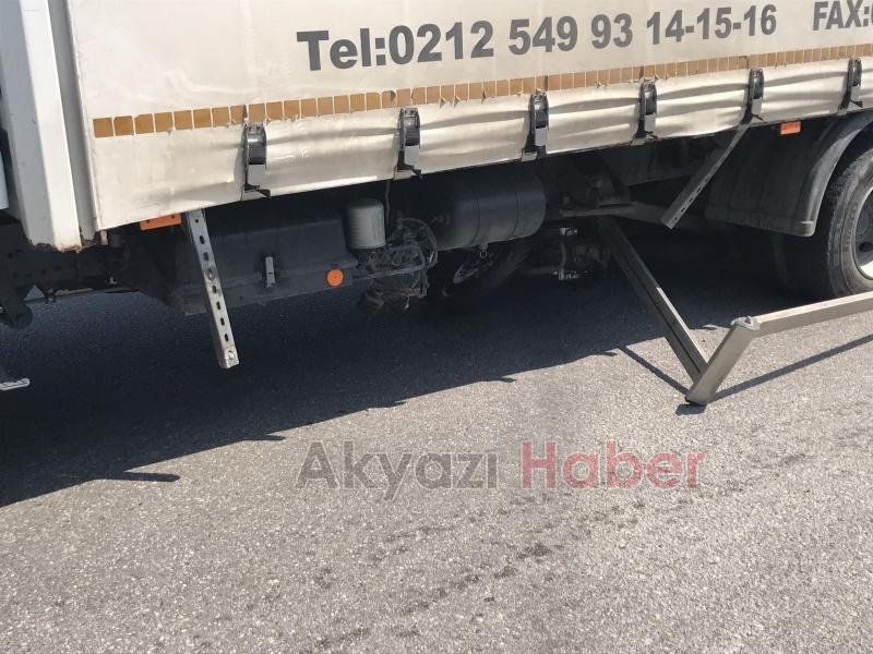 Tır Motosikleti Altına Aldı 1 yaralı