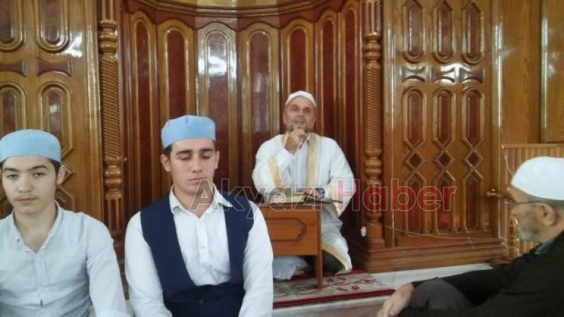 Topağaç Kuran Kursunda  Hafızlığı tamamlayan 5 öğrenci için Merasim yapıldı