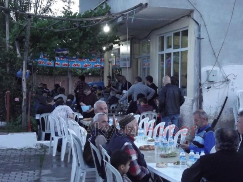 Topağaç Mahallesinde İftar programı düzenlendi