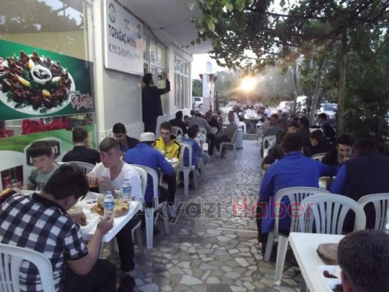 Topağaç Mahallesinde İftar programı düzenlendi