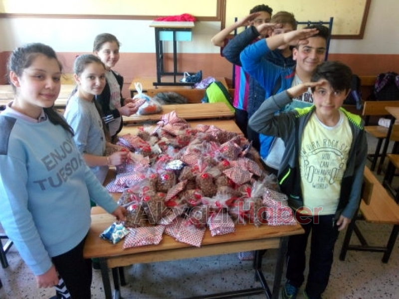 Toplanan Oyuncaklar Mülteci Kardeşlerimizi Yollandı