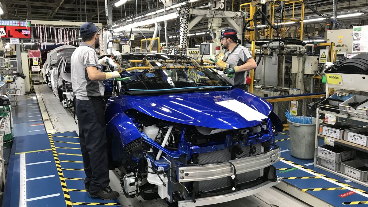 Toyota Sakarya'daki fabrikasında ara bitti, üretim başladı