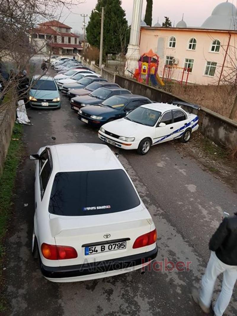 Toyota Severler Akyazı’da Buluştu