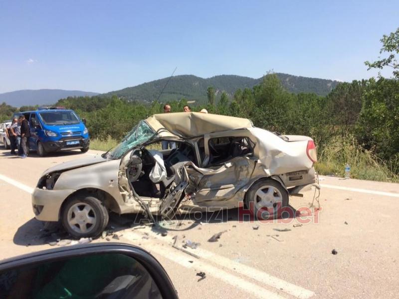 Trafik Kazasında Can Verdi