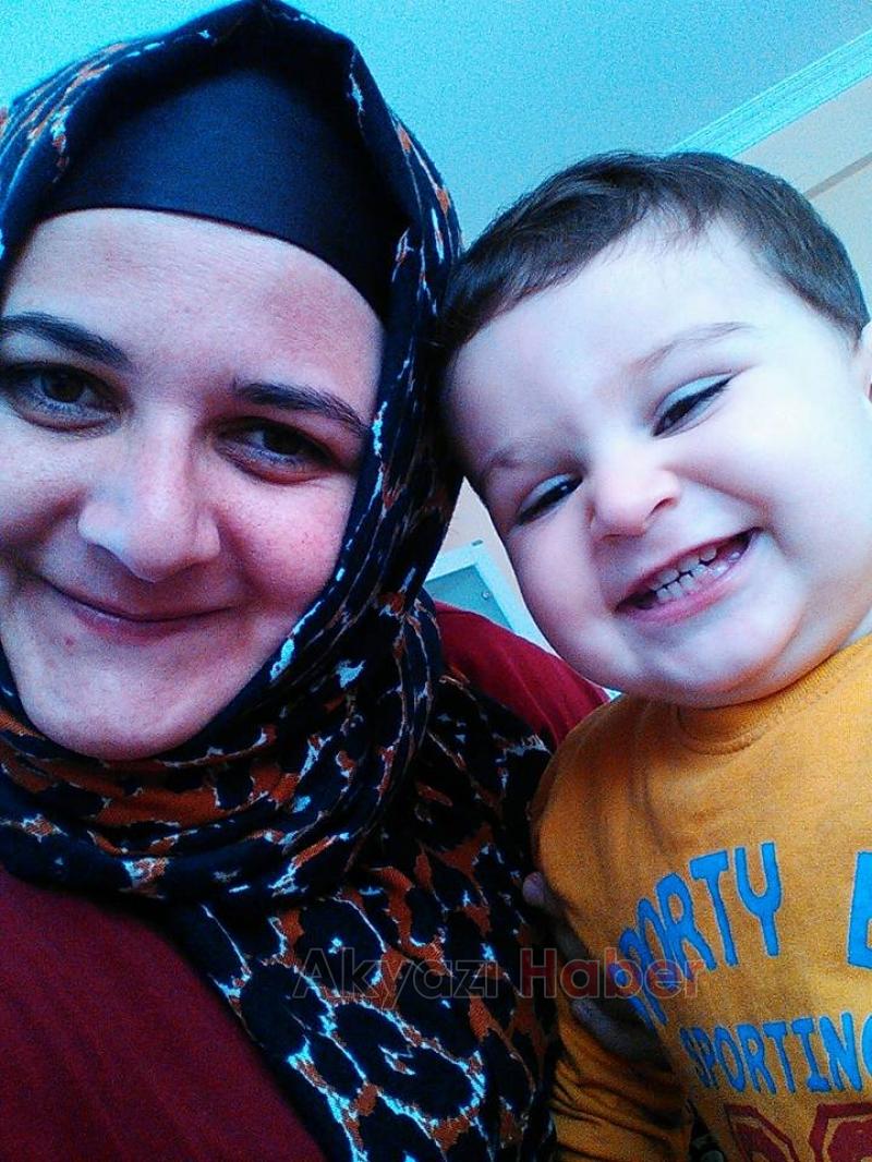 Trafik kazasında karnındaki bebeğini kaybetti