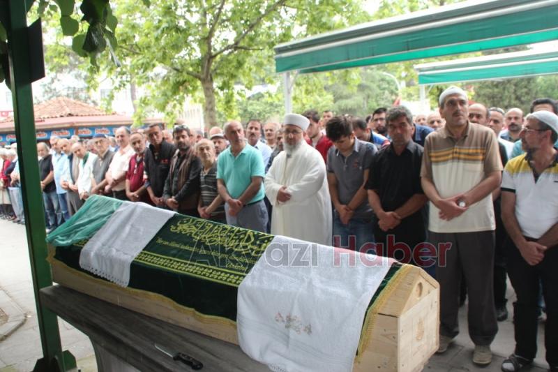 Trafik Kazasından Hayatını Kaybeden Neslihan Can Defnedildi 