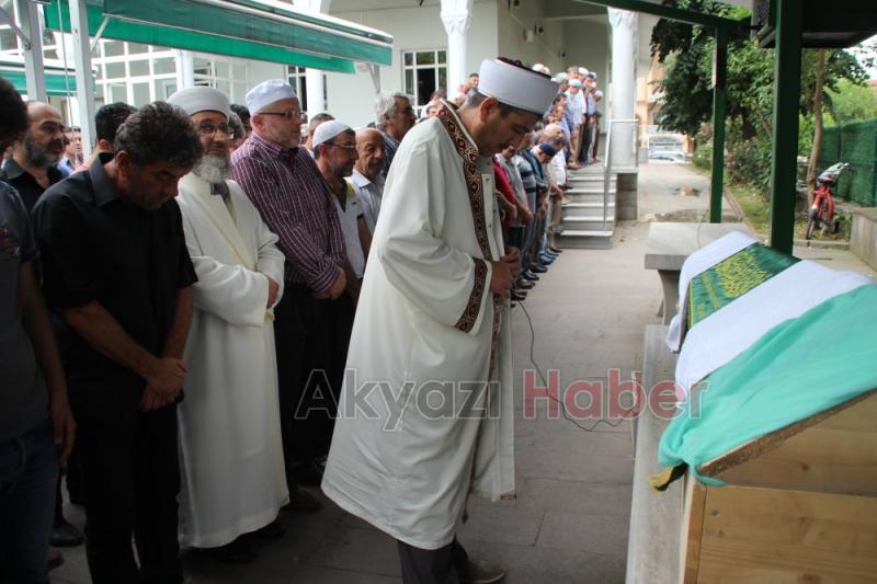 Trafik Kazasından Hayatını Kaybeden Neslihan Can Defnedildi 