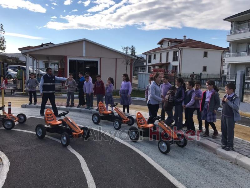 TRAFİK PARKTA EĞİTİMLER DEVAM EDİYOR