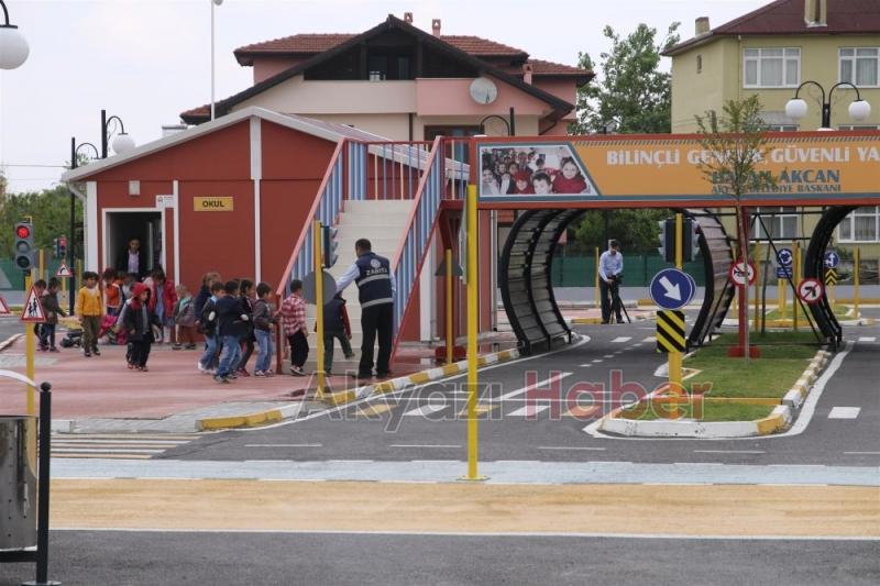 TRAFİK PARKTA EĞİTİMLER DEVAM EDİYOR