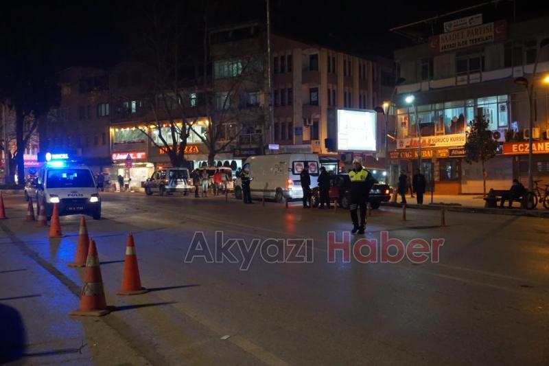 Trafik Polisleri İlçe Merkezinde Uygulama Yaptı