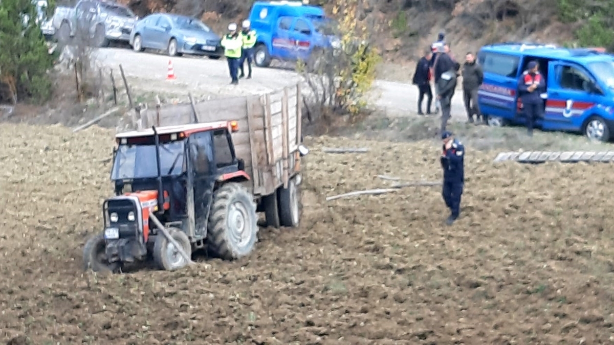 Traktör kazası: 1 ölü, 1 yaralı