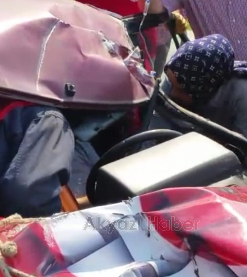 Traktör ve Otomobil Çarpıştı 1 Yaralı