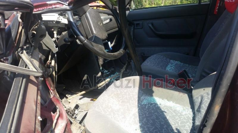 Traktör ve Otomobil Çarpıştı 1 Yaralı