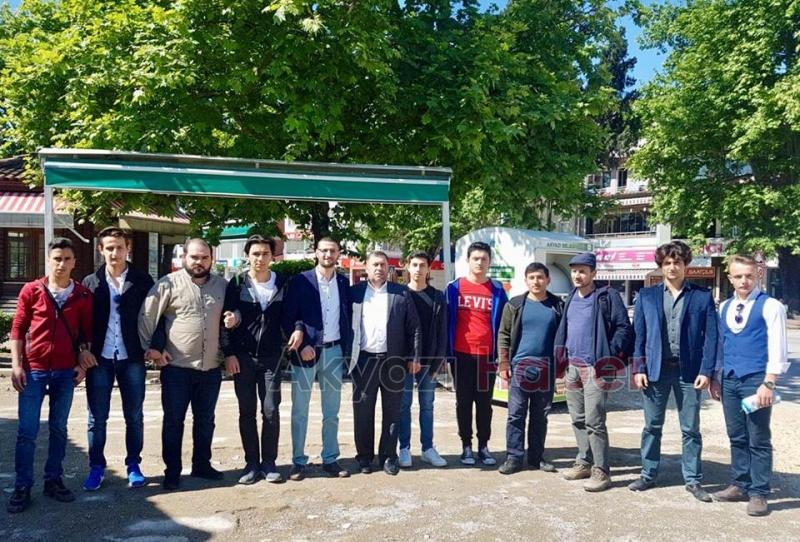 TÜGVA Akyazı Okursever Gençlerle Kitap Fuarında 