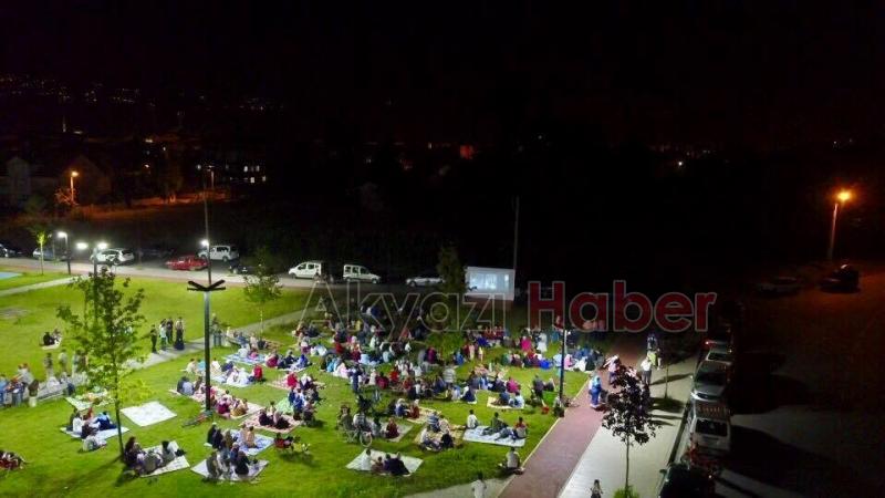 TÜGVA AKYAZI SiNEMA  ETKiNiKLERi DEVAM EDiYOR