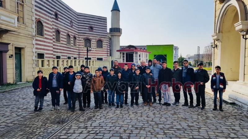 Tügva Akyazı’dan Karne Hediyesi