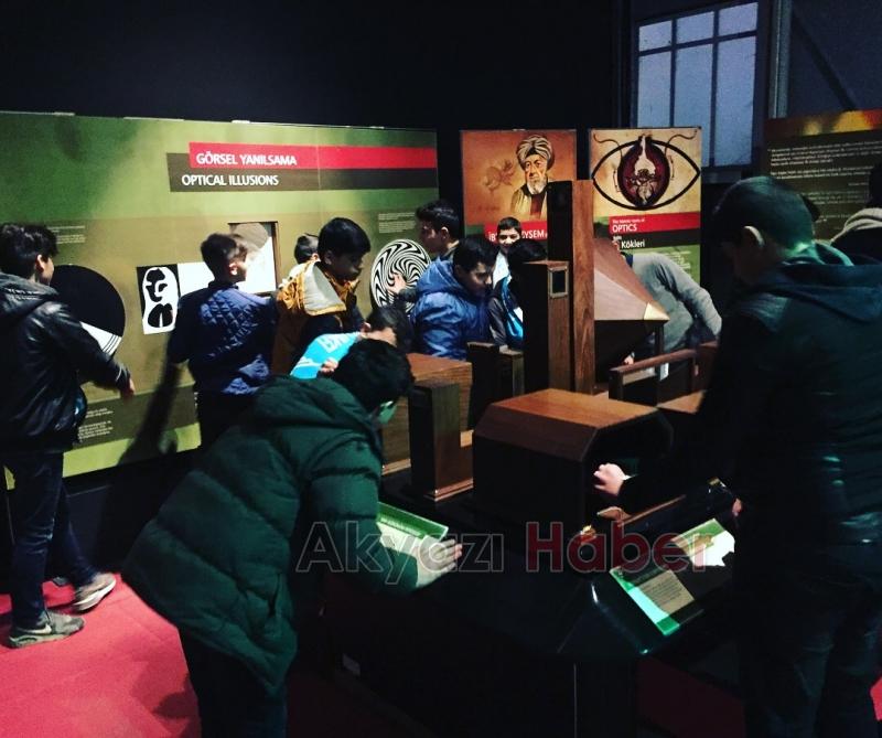 TÜGVA AKYAZI’DAN ÖĞRENCİLERLE BİLİM SEFERİ !