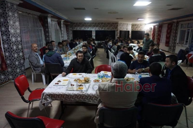 TÜGVA’LI GENÇLER İFTARDA BULUŞTU