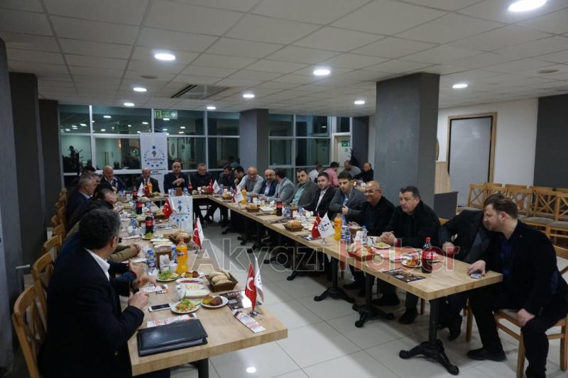 TÜMSİAD Üyeleri Köfteci Turgay’da Bir Araya Geldi