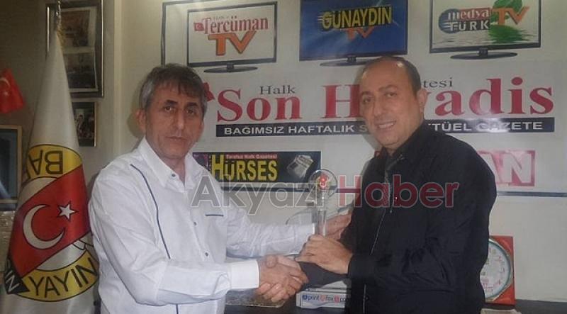 TÜRKİYE BASIN BİRLİĞİNDEN AKYAZILI GAZETECİYE ÖDÜL