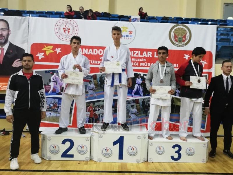 Türkiye şampiyonasından  2 altın 1 gümüş madalya