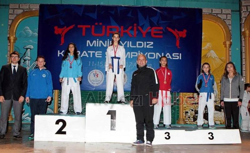 TÜRKİYE ŞAMPİYONASINDAN 3 ALTIN MADALYA