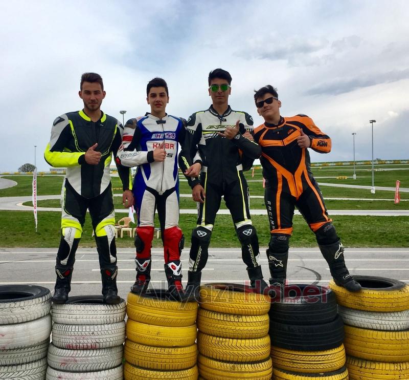 TÜRKİYE SÜPERMOTO ŞAMPİYONASINA ADAPAZARI İMZASI