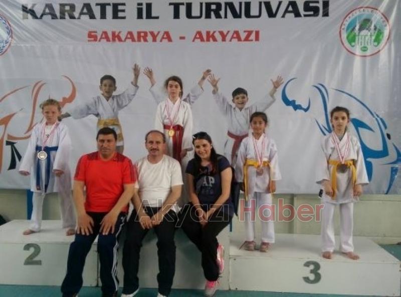 TURNUVADAN 9 ALTIN 5 GÜMÜŞ 8 BRONZ MADALYA KAZANDILAR