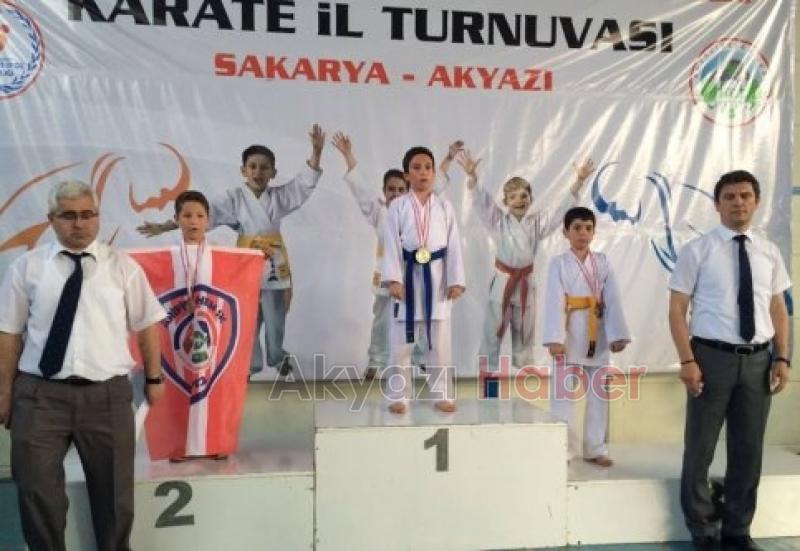 TURNUVADAN 9 ALTIN 5 GÜMÜŞ 8 BRONZ MADALYA KAZANDILAR